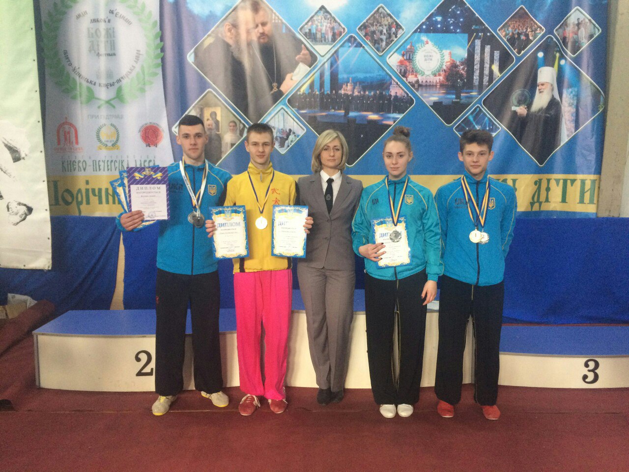 Спорт: Вихованці Оксани Сотрихіної здобули 5 срібних та 5 золотих медалей