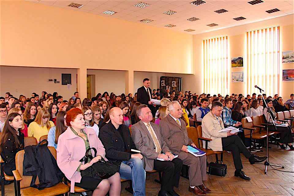 Міський голова Дрогобича привітав ліцеїстів – учасників науково-практичної конференції