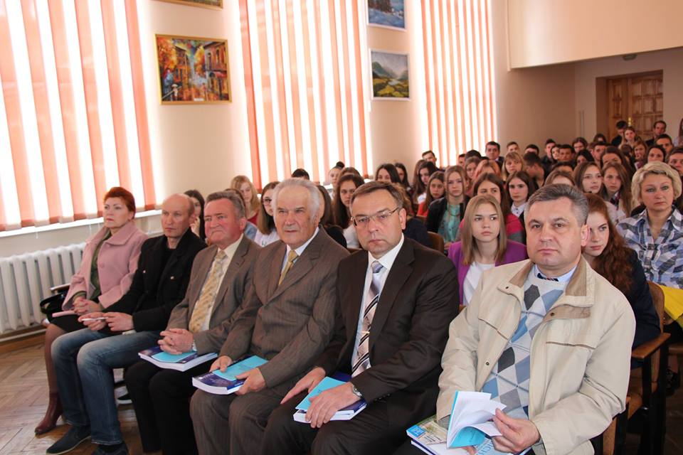 У Дрогобичі міський голова привітав ліцеїстів – учасників науково-практичної конференції