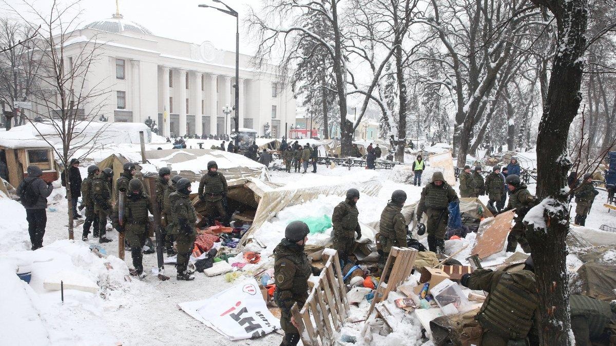 Дрогобицькі депутати закликають мітингувальників та Нацполіцію у Києві утриматися від протиправних дій