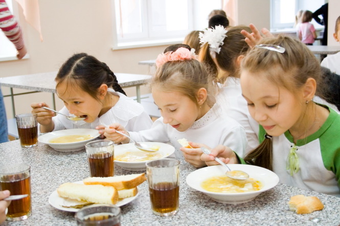 Якісне харчування у дрогобицьких школах призвело до збільшення попиту серед школярів