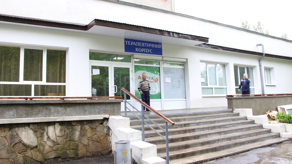 Вдруге за місяць: Дрогобицька міська лікарня №1 отримала нове обладнання для кардіологічного відділення. ФОТО. ВІДЕО