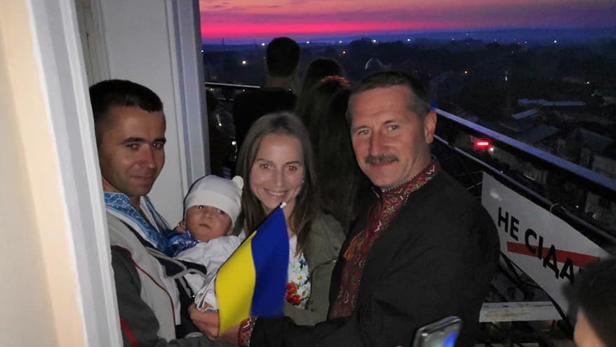 Дрогобич першим привітав Україну з Днем Незалежності. ФОТО. ВІДЕО