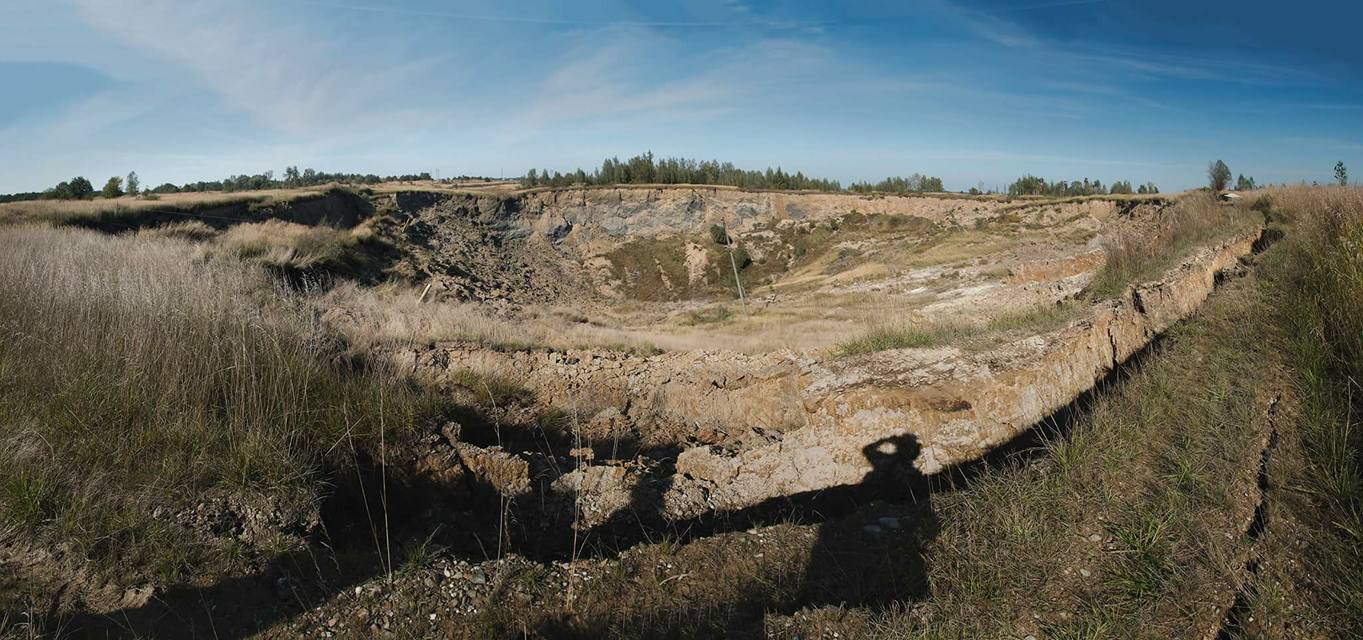 Зсув ґрунту між Дрогобичем і Стебником не викликав прогнозованого землетрусу, однак ситуація з проваллям й досі залишається на контролі місцевої влади