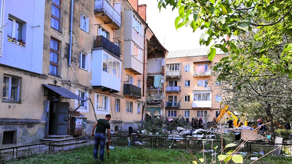Мешканцям зі 101/1 будинку на Грушевського розпочато виплату грошової допомоги для покриття витрат на проживання