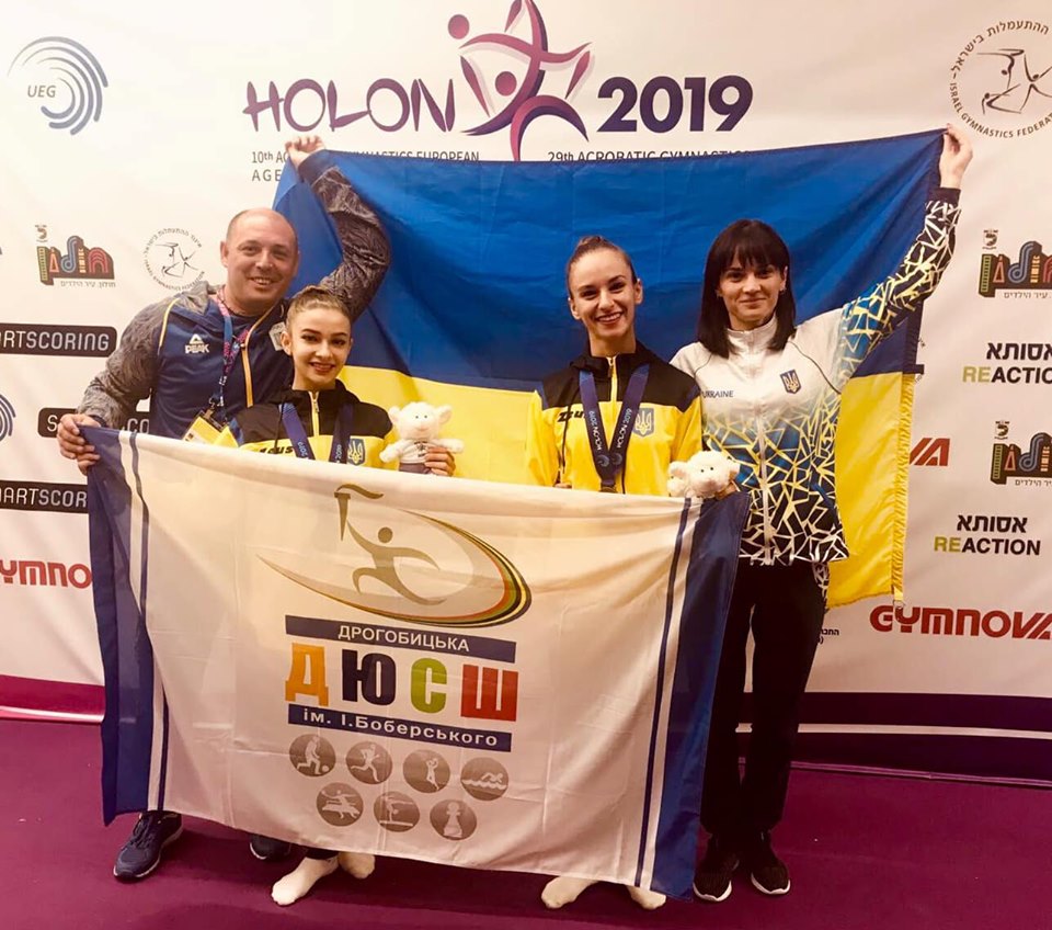 DrogMedia Срібло та бронзу везуть дрогобицькі акробатки з Чемпіонату Європи