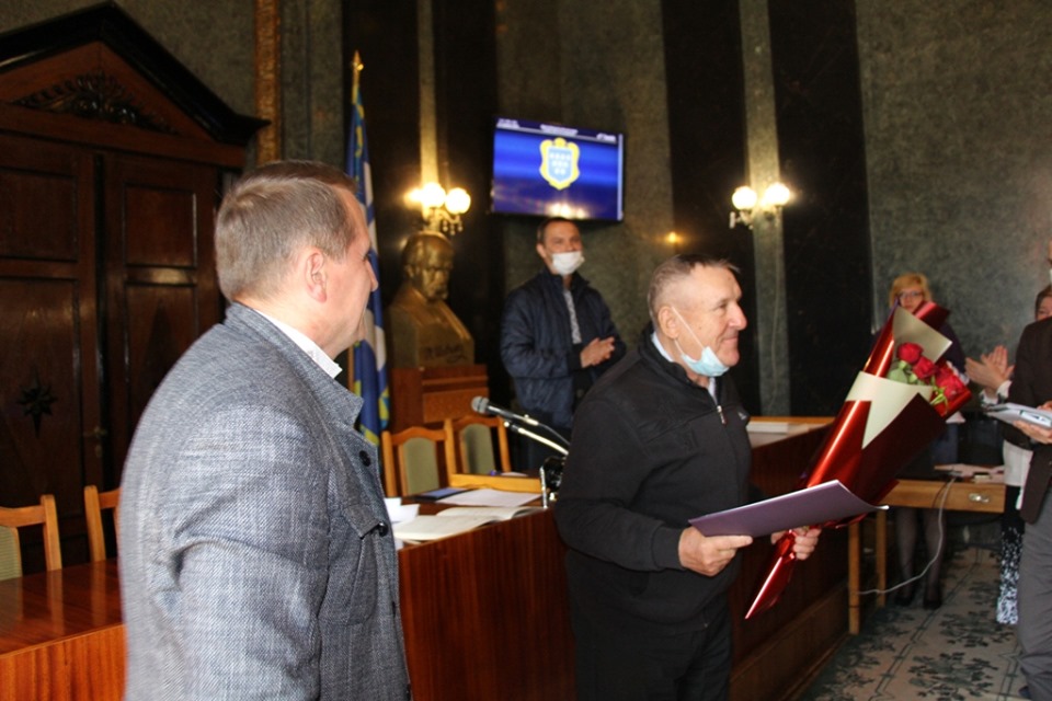 Відомого тренера з боксу Олександра Красулю з ювілеєм привітали на сесії Дрогобицької міської ради