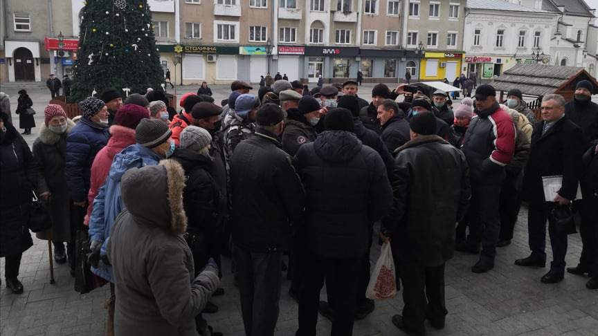 Дрогобичани вийшли на протест проти підняття тарифів на електроенергію та розподіл газу