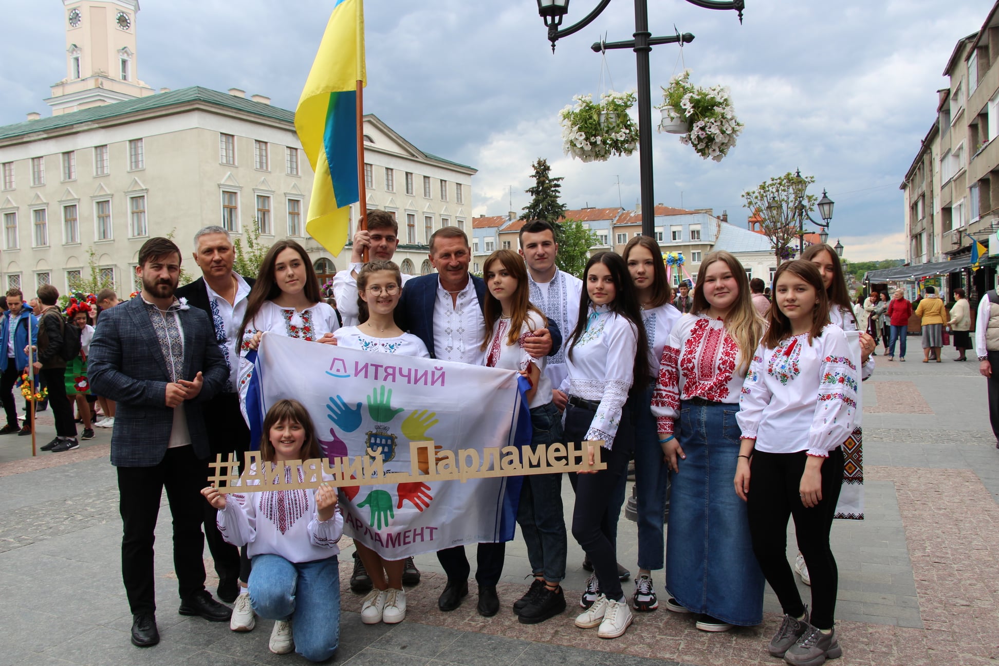 Міжнародний день захисту дітей: Звернення Тараса Кучми до наймолодших