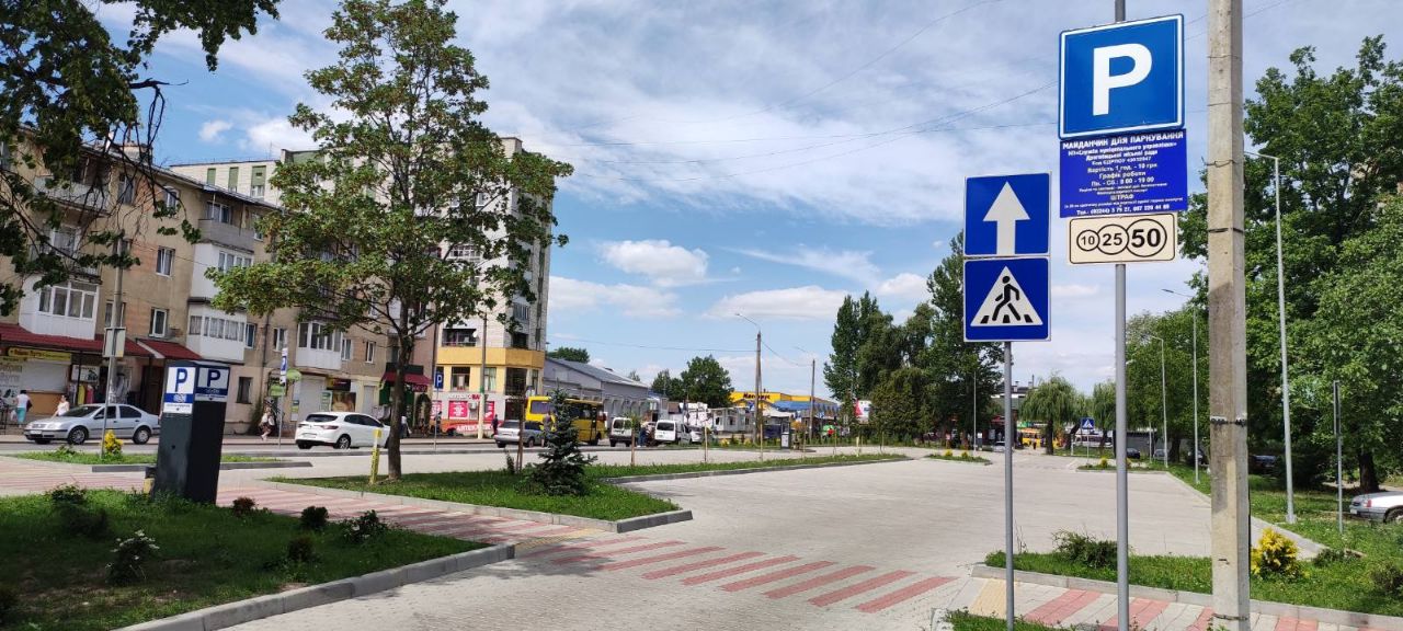 Від травня у Дрогобичі зафіксували 897 порушень правил паркування