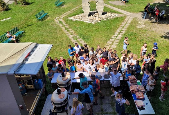 «Піца на колесах»: у Дрогобичі пройде благочинна гастрономічна акція від іноземних волонтерів в підтримку ВПО