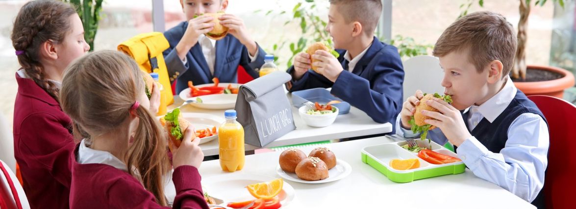 У школах Дрогобича учні уже мають гаряче харчування