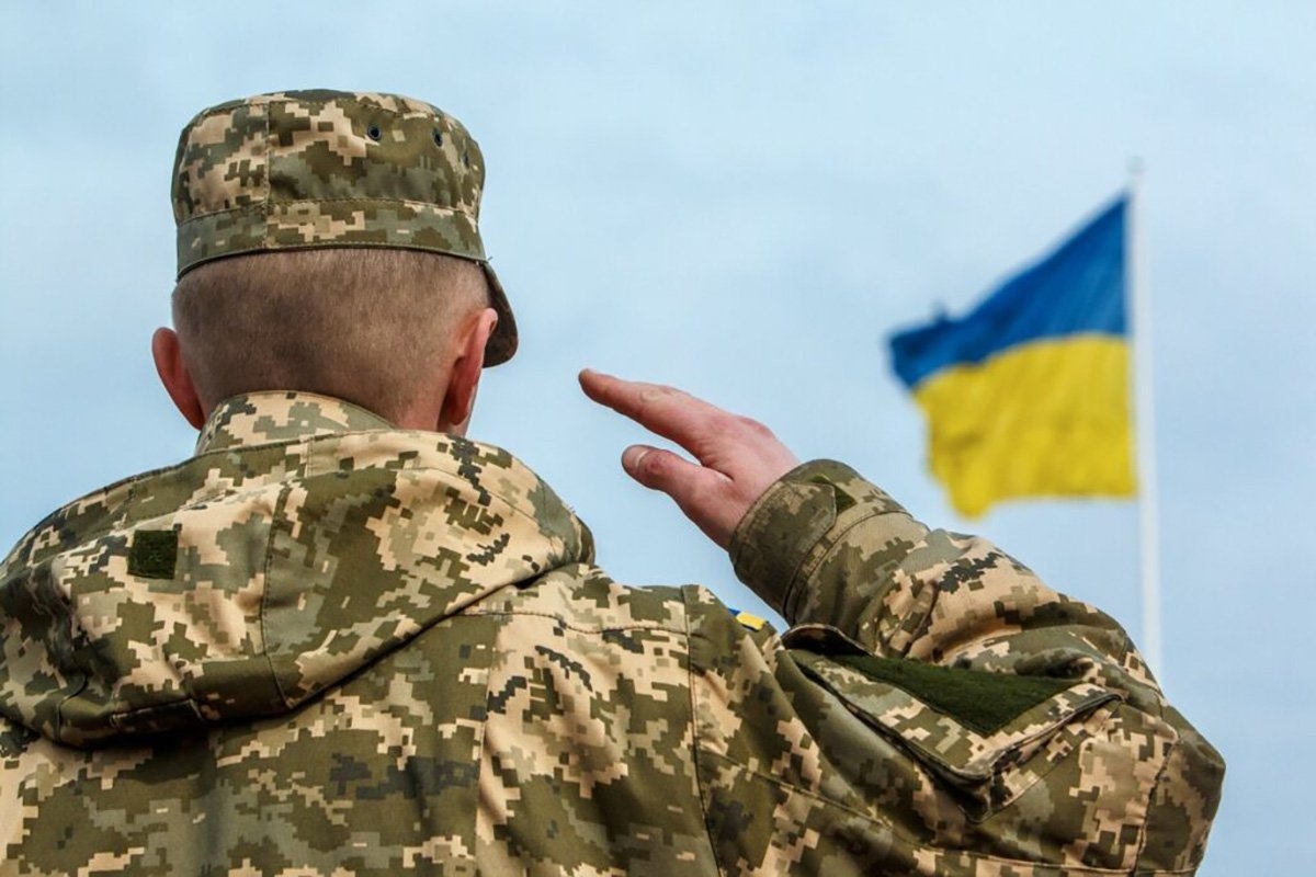 Працююча економіка – запорука обороноздатності та підтримки Збройних сил України: чому одні воюють, а інші працюють?