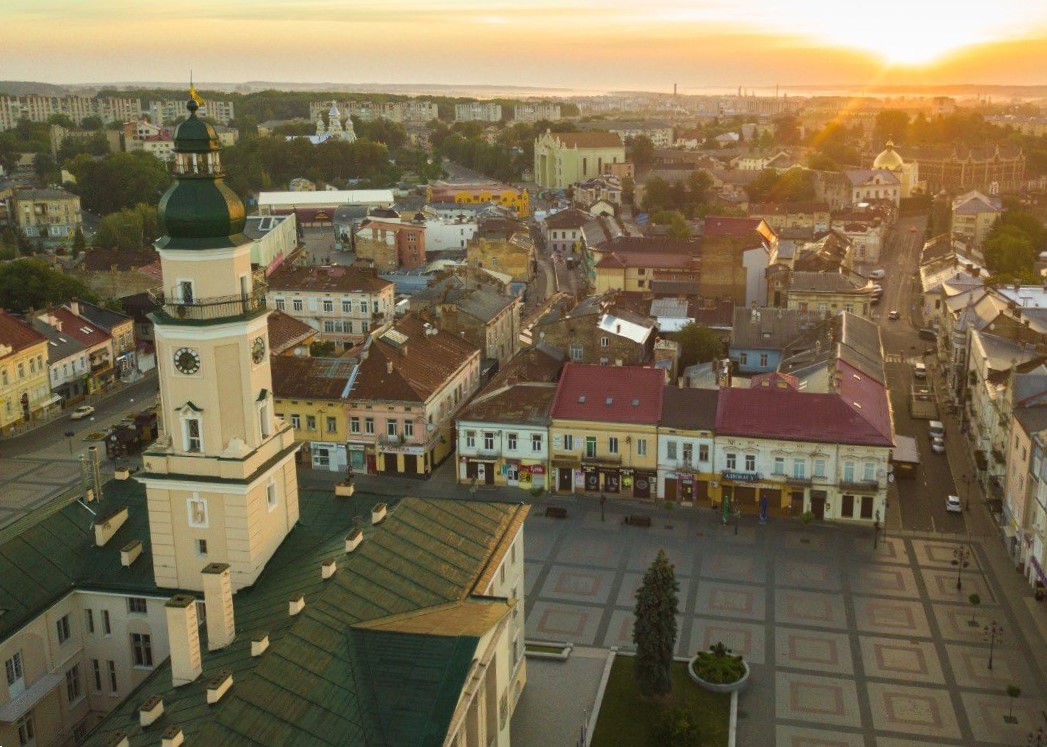 Як Дрогобицька громада підтримує ЗСУ та сприяє вирішенню актуальних потреб галузей міста  