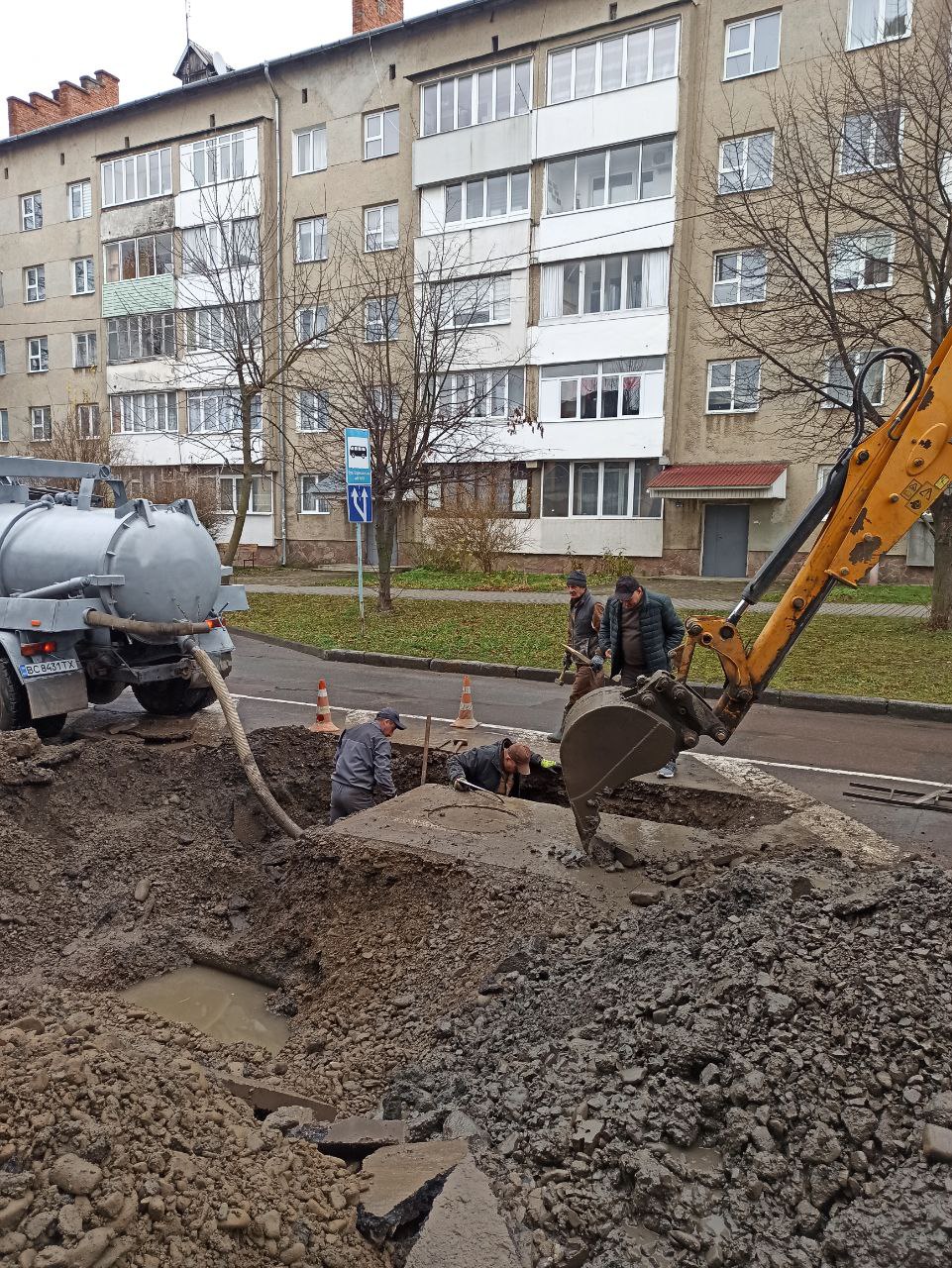 Водопостачання деяких вулиць у центральній частині міста буде відновлено о 18:00 – інформує КП «Дрогобичводоканал»